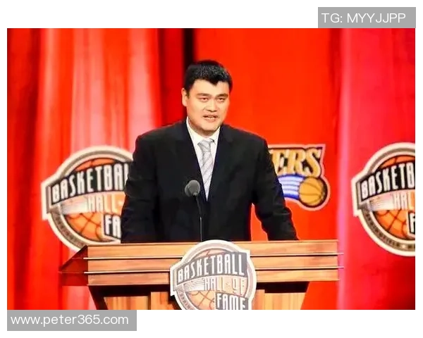 胖子讲姚明：从篮球巨星到文化符号的成长之路与影响力分析