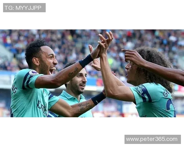 英超激战阿森纳狂胜皇马五球大捷神奇扑救点燃全场热情